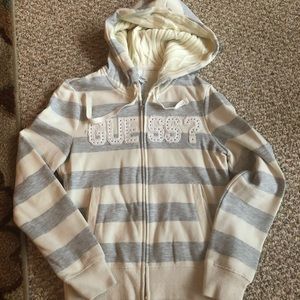 GUESS Sweatshirt